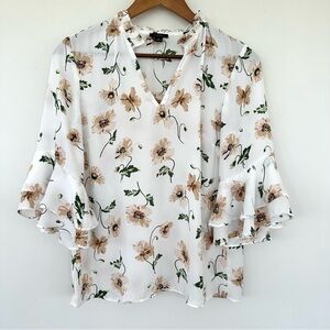 Ann Taylor top with v-neck and 3/4 length ruffled sleeves, loose &  flowy